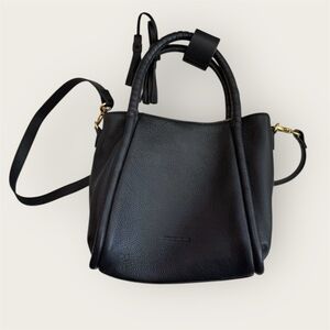 Antonio Melani small black leather Kennedy tote bag EUC gold hardware